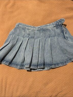 Forever 21 Light Blue Pleated Denim Skater Skirt